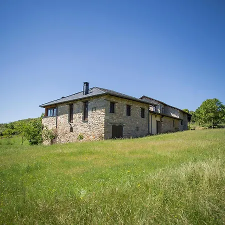Prázdninový dům Ruralmedulas Casa 4 *